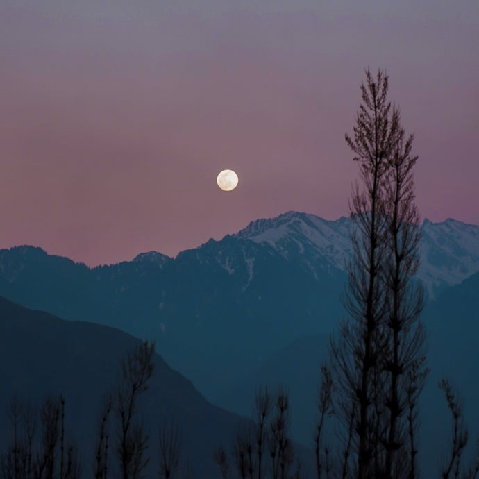 Embracing the Lunar Cycle: Full Moons, New Moons, and Hygge